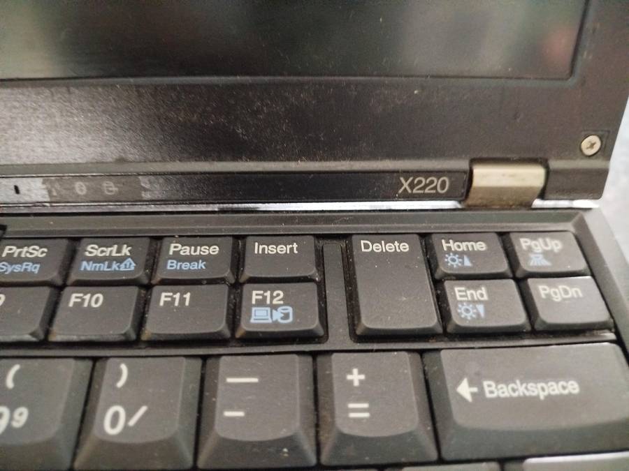 Lenovo X220 for spares or repairs