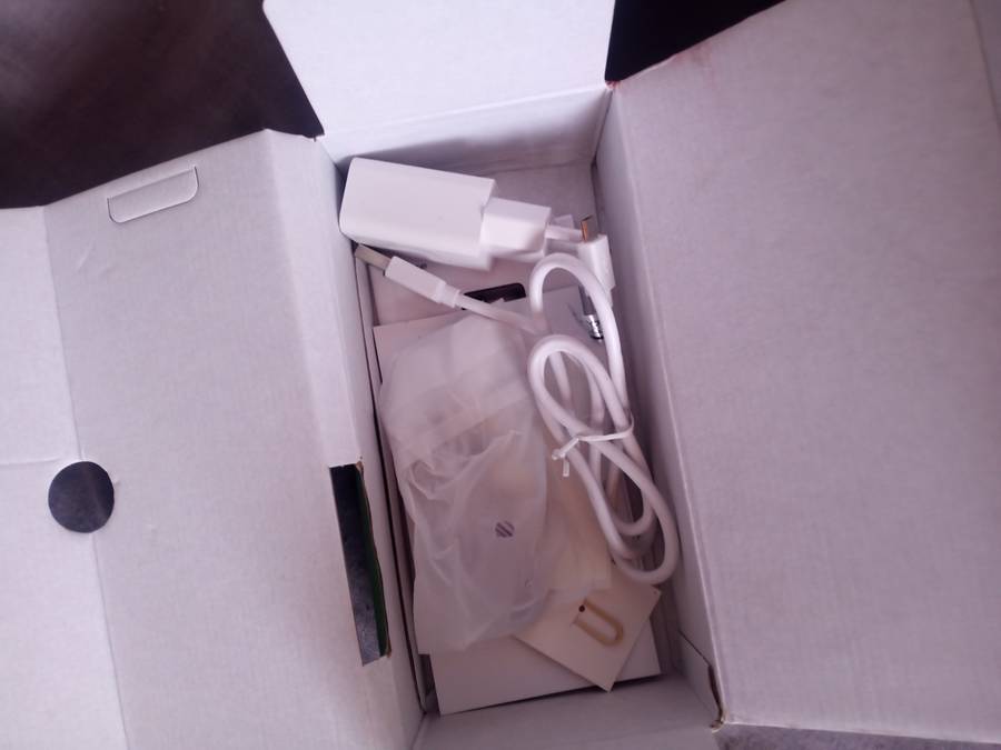 Hisense Infinity E50 Lite