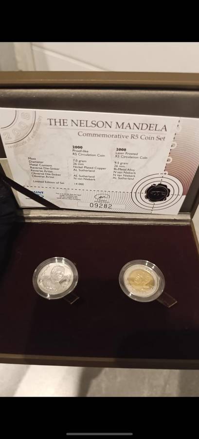 NELSON MANDELA COMMEMORATIVE R5 COIN SET