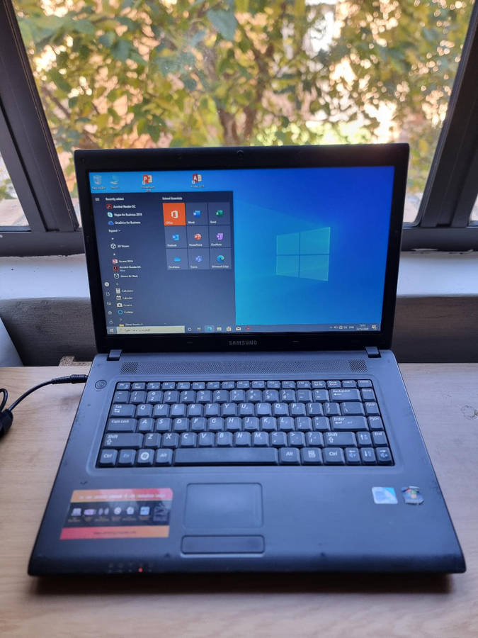 SAMSUNG R519 LAPTOP DUAL CORE 4GB RAM 500GB