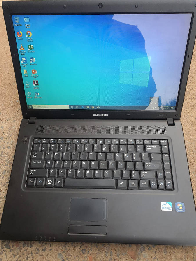 SAMSUNG R519 LAPTOP DUAL CORE 4GB RAM 500GB