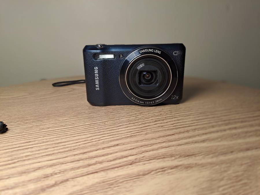 samsung WB35f PRO digital camera