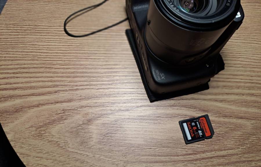 NEW CANON SX520HS Digital Bridge camera