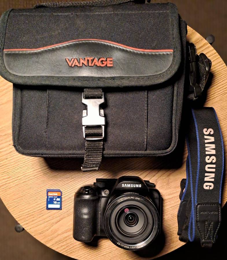 Samsung WB1100F BRIDGE CAMERA