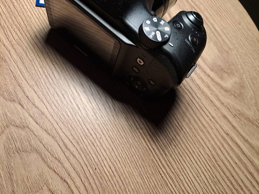 Samsung WB1100F BRIDGE CAMERA