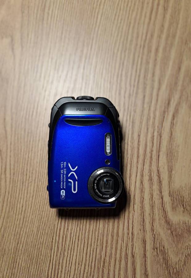 FUJIFILM FINEPIX XP70 RUGGED UNDERWATER DIGITAL CAMERA
