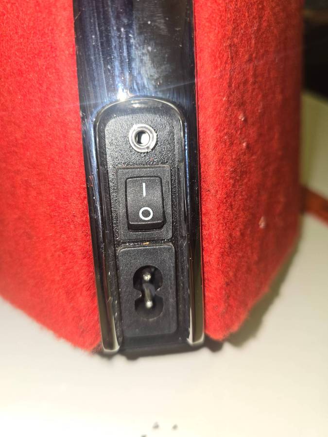 Libratone beat speaker