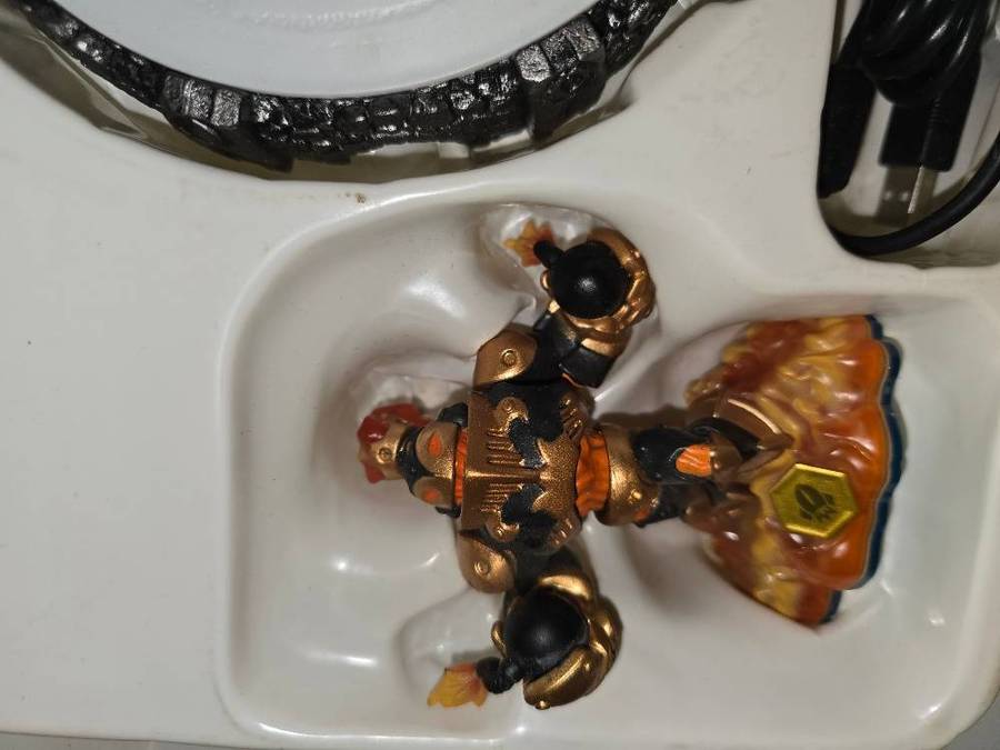 Skylanders Starter Pack Bundle  Wii Edition