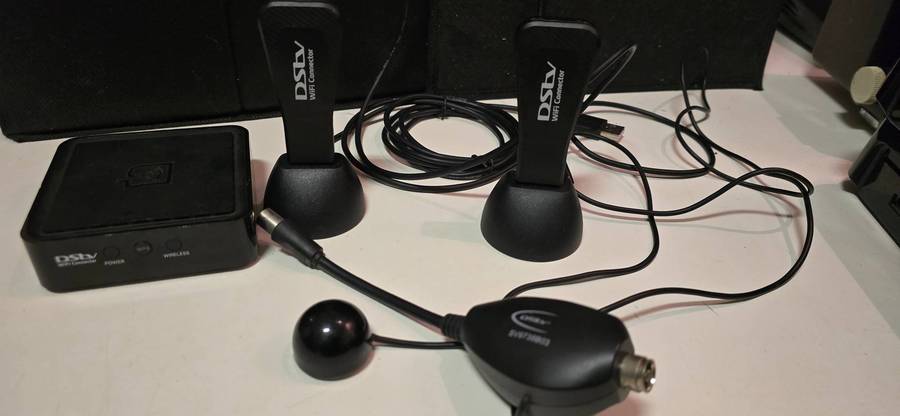 DStv WiFi Connector Bundle + Decoder & Ellies IR Extender