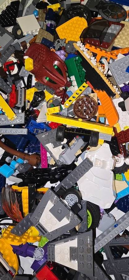 2kg mixed LEGO collection