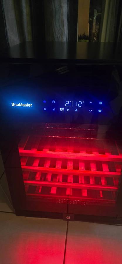 SNOMASTER VT46 PRO WINE COOLER