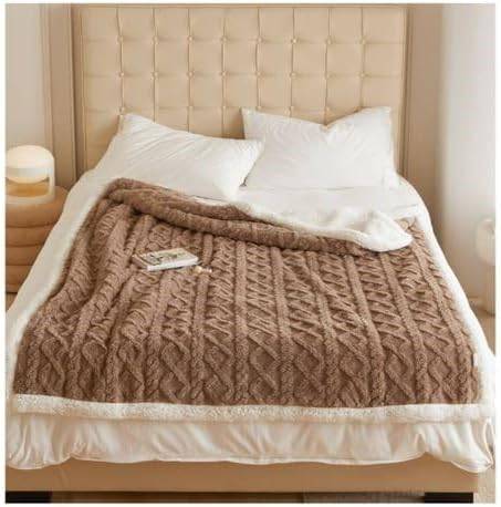 Cozy Fleece Multifunctional Blanket - Soft, Warm And Available In Queen Size