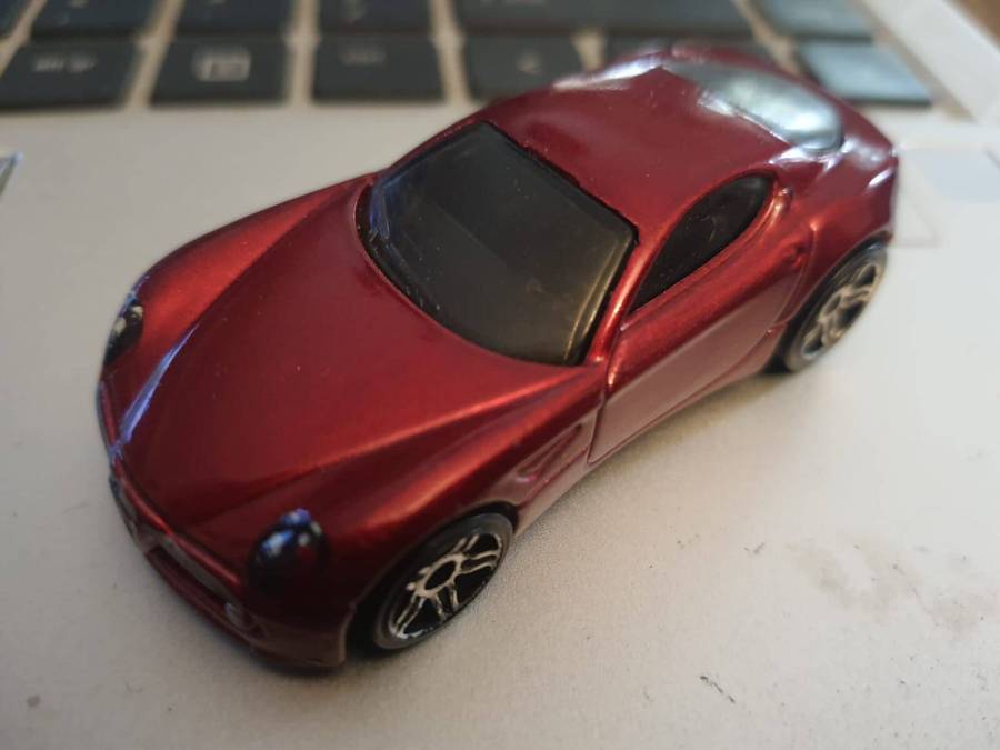 HOT WHEELS ALFA ROMEO COMPETIZION