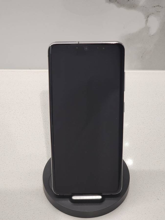 Samsung Galaxy S20 - Immaculate Condition