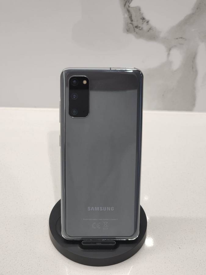 Samsung Galaxy S20 - Immaculate Condition
