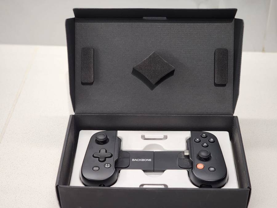 Backbone One Mobile Gaming Controller - Type-C (Used, Great Condition)