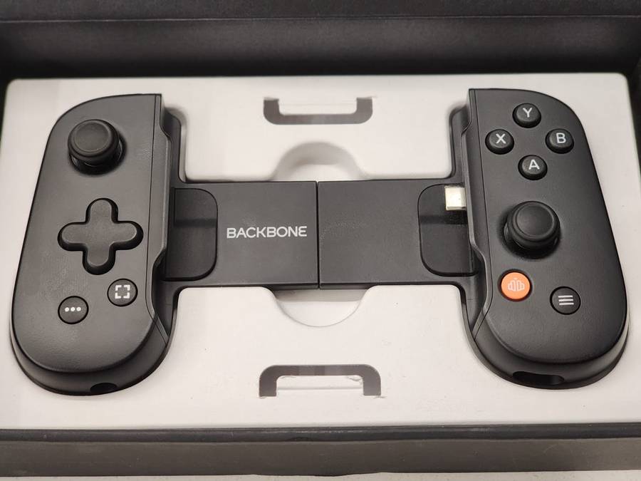 Backbone One Mobile Gaming Controller - Type-C (Used, Great Condition)