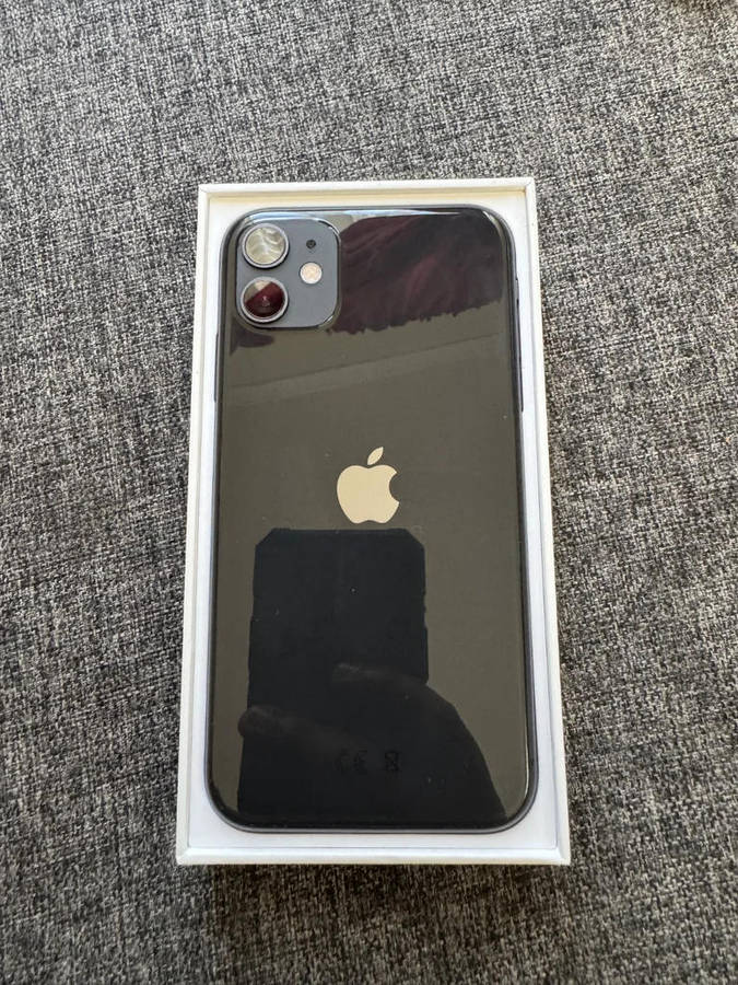 iPhone 11 - 64Gb