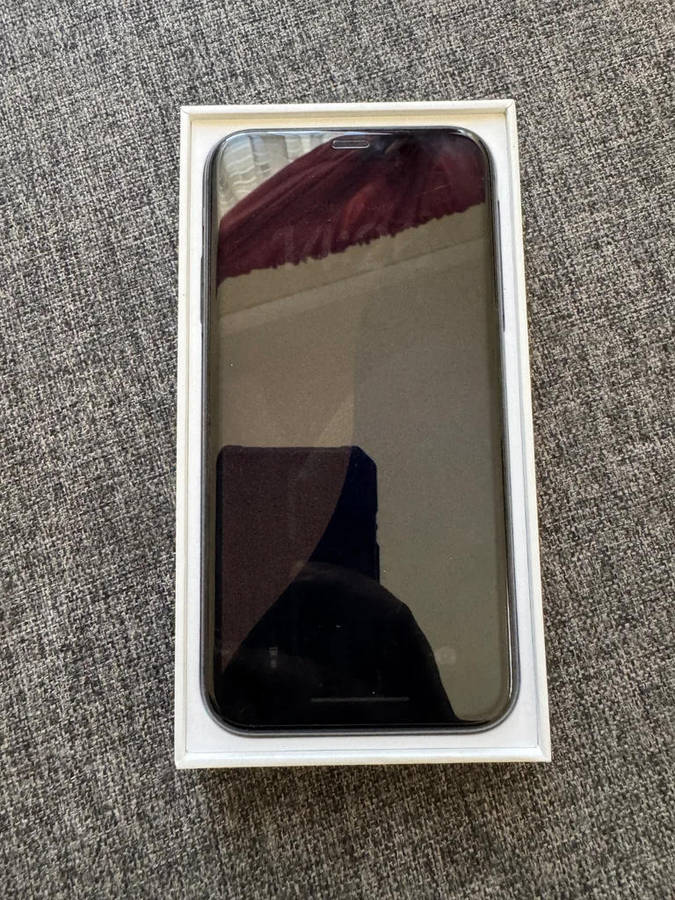 iPhone 11 - 64Gb