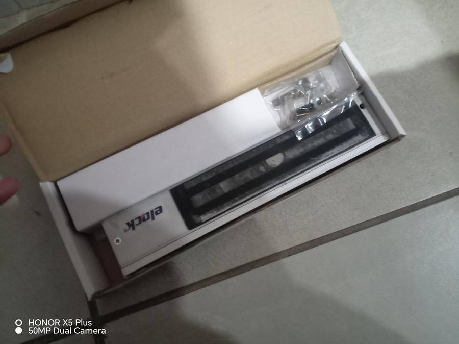 Maglock for Sale Workign with strikerplate