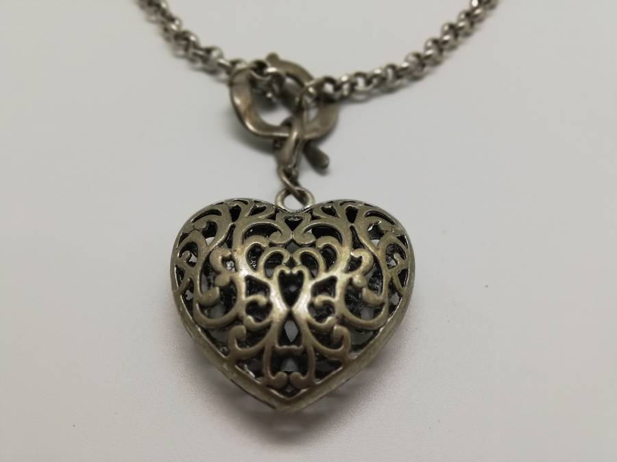 Costume Jewellery - 8 Necklaces