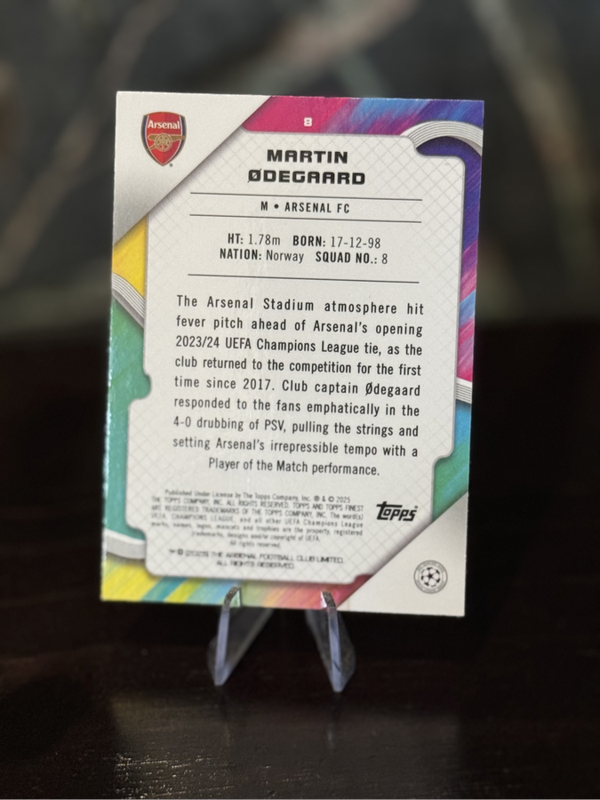 2024-25 Topps Finest - Martin Ødegaard Pink Lava /250 - Arsenal