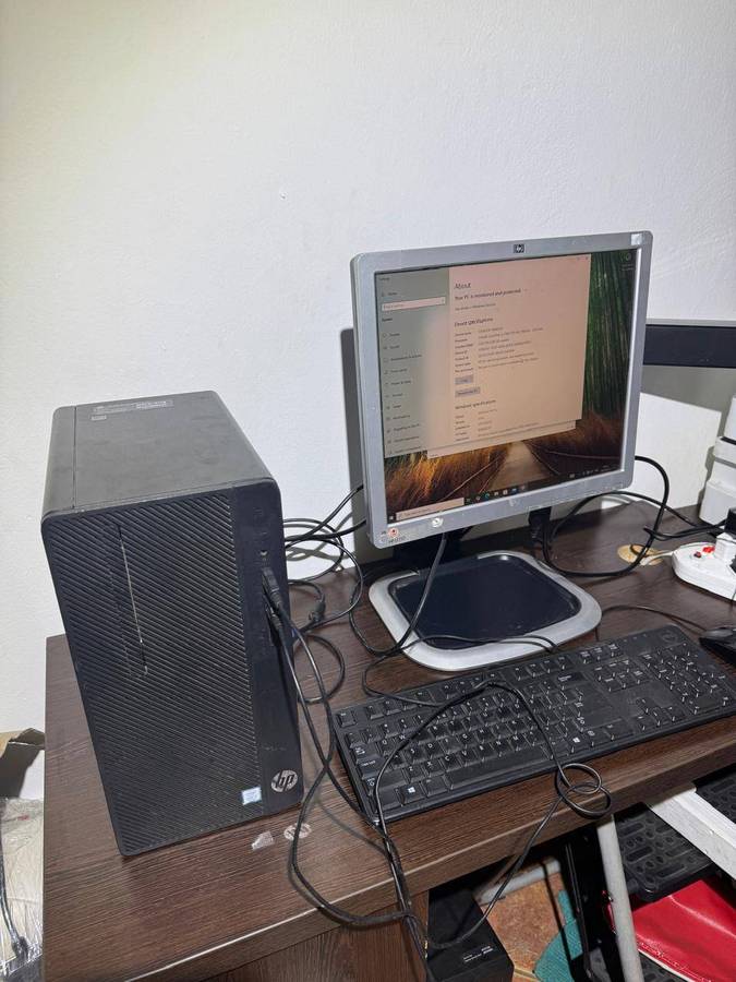 HP 290 G1 Desktop Bundle