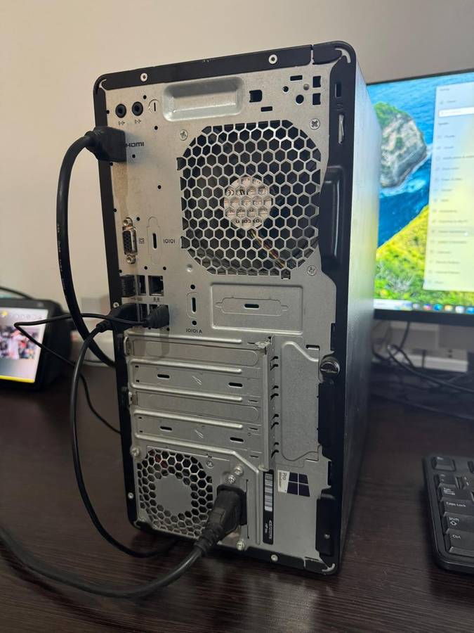 HP 290 G1 Desktop Bundle