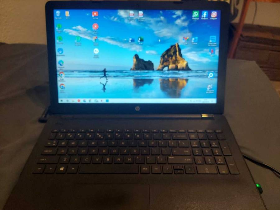 HP LAPTOP 15