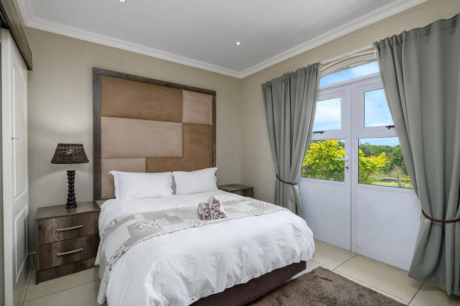 Villa Caylee Caribbean Estates - Various full weeks & weekends available - 8 Sleeper