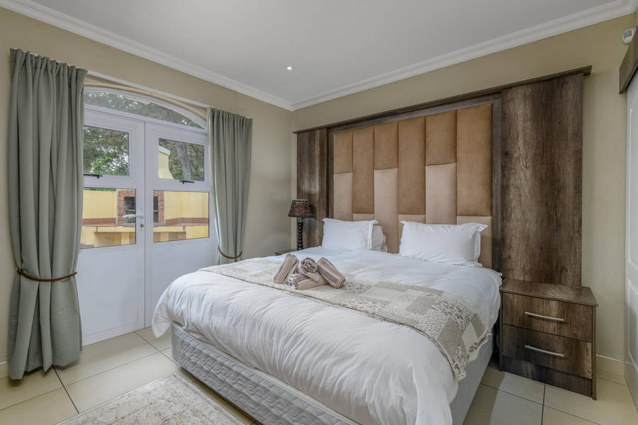 Villa Caylee Caribbean Estates - Various full weeks & weekends available - 8 Sleeper