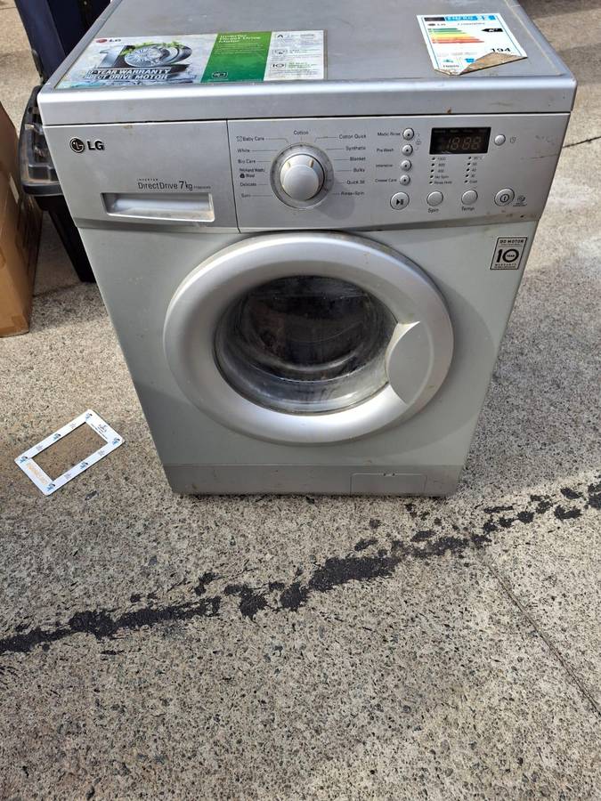 LG 7kg Inverter Direct Drive Front Loader Washing Machine