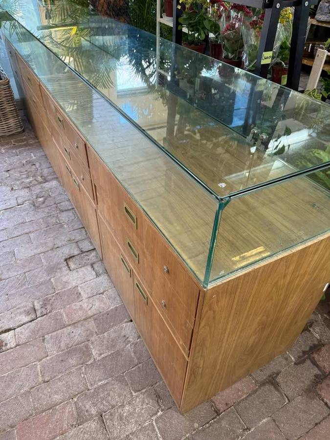 Shop Display Counter / Cabinet with Glass Top