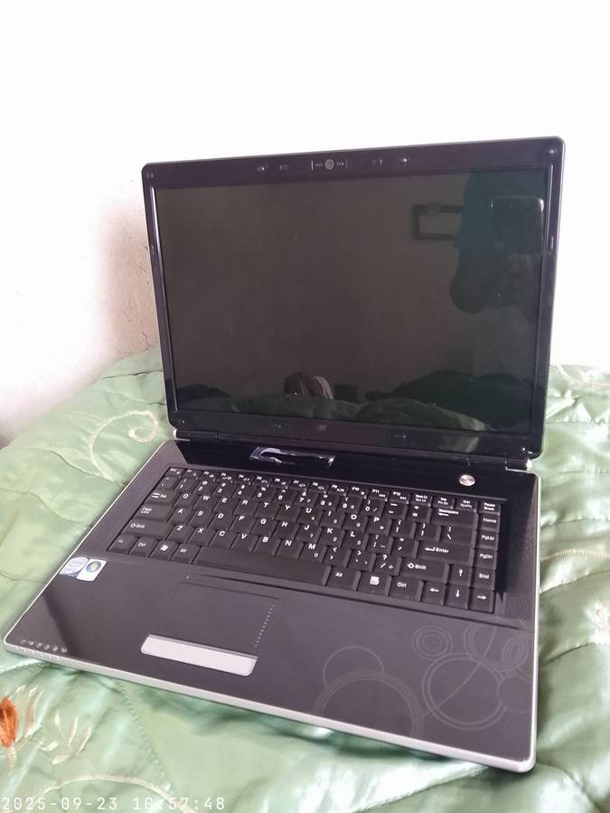 Mecer Xpression Laptop