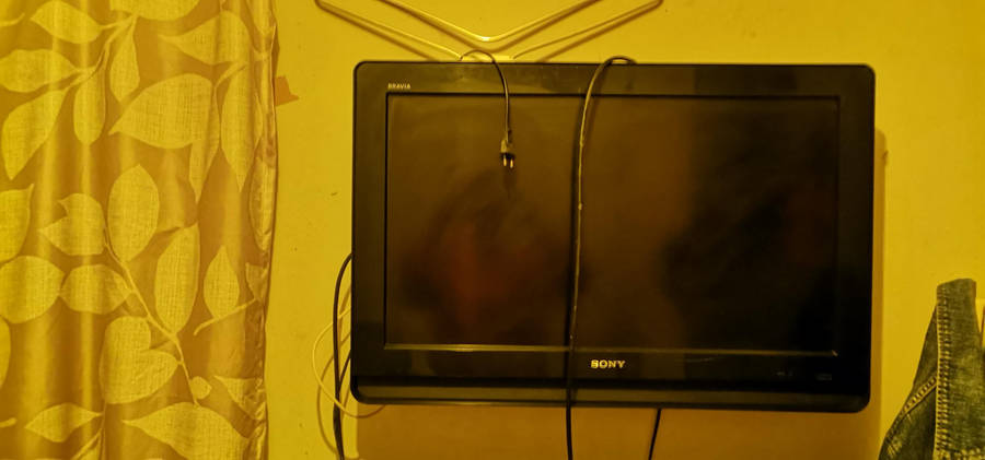 Sony Bravia KLV-32S400A (32 LCD HD TV)