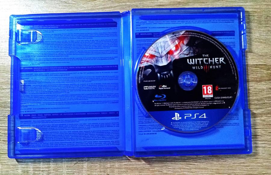 PS4 THE WITCHER 3 WILD HUNT (NO MANUAL)