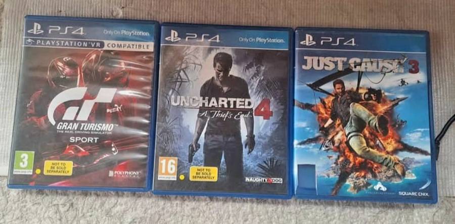 Playstation 4 in pristine condition
