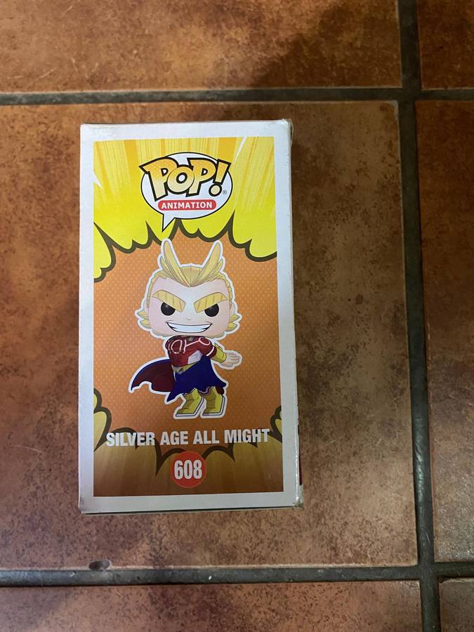 Funko Pop! Animation 608: My Hero Academia - Silver Age All Might Vinyl Figure