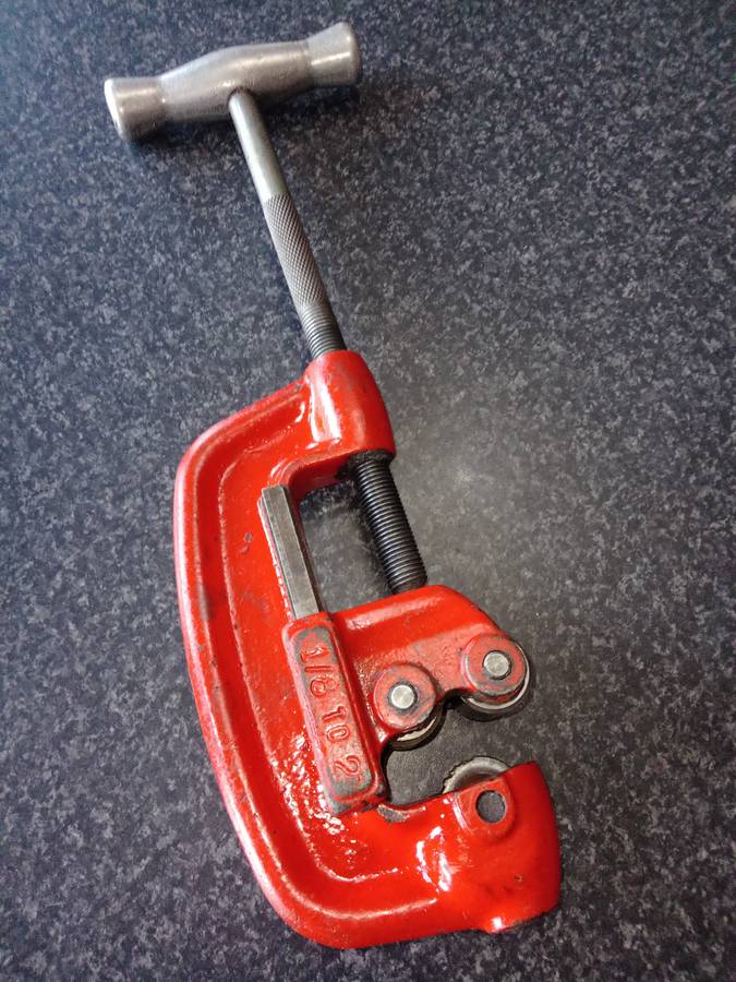 Pipe Cutter 1/8 - 2 Inches