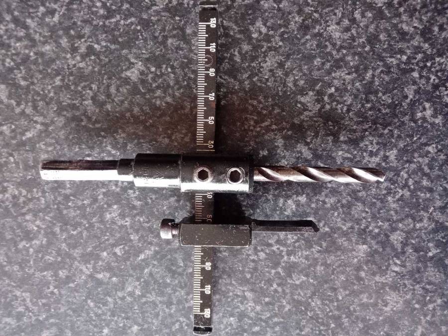Adjustable Hole Cutter