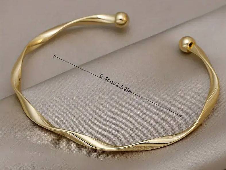 Gorgeous Elegant Twist Open Cuff Bracelet