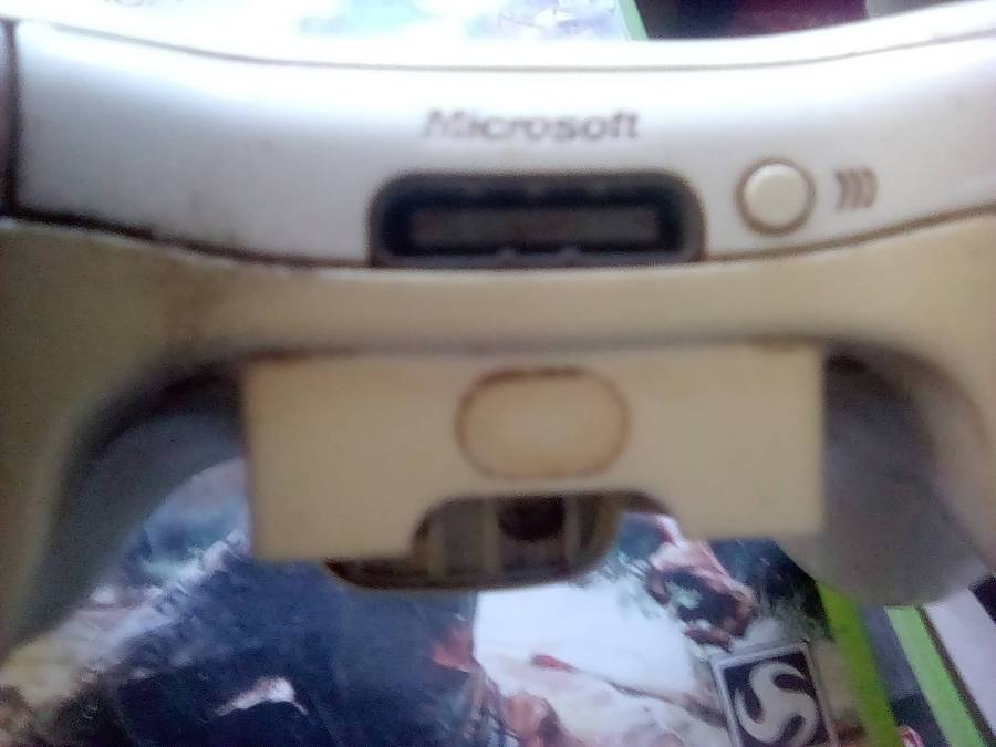 Xbox 360 Console Bundle with 14 Games and 3 Wireless Controllers