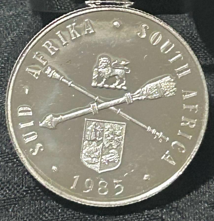 1985 SOUTH AFRICA PROOF SILVER R1 (75 th YEAR PARLIAMENT 1910-1985) BEAUTIFUL COIN