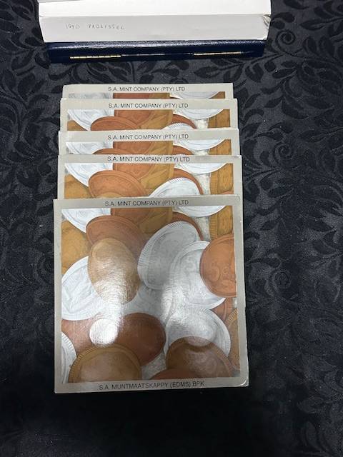 COIN PATERN PEACE SET OF THE PAR COIN SERIES x 5 bid per set