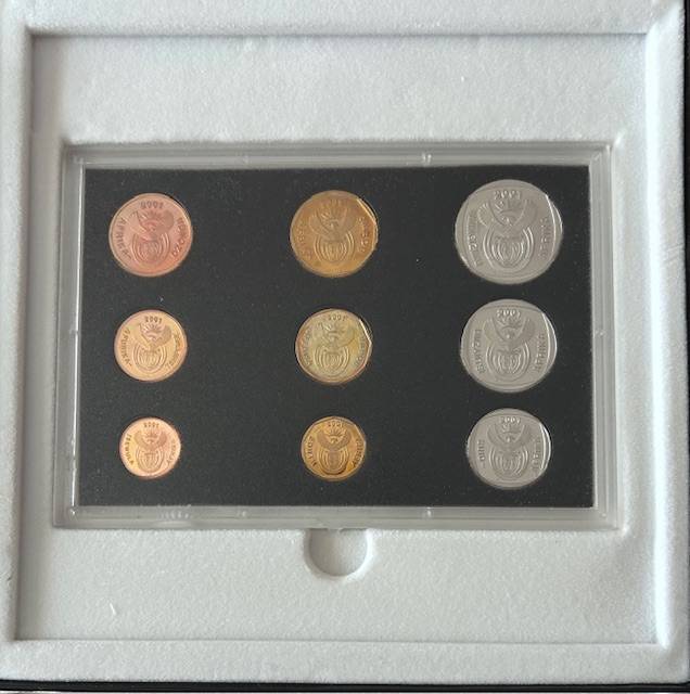 2001 PROOF MINT SET IN BOX AS FROM THE MINT  LOW MINTAGE 3678