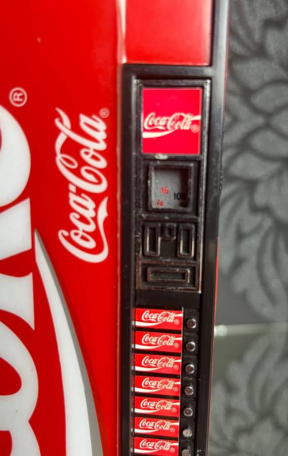 Vintage Coca-Cola AM/FM Radio  Working 100%
