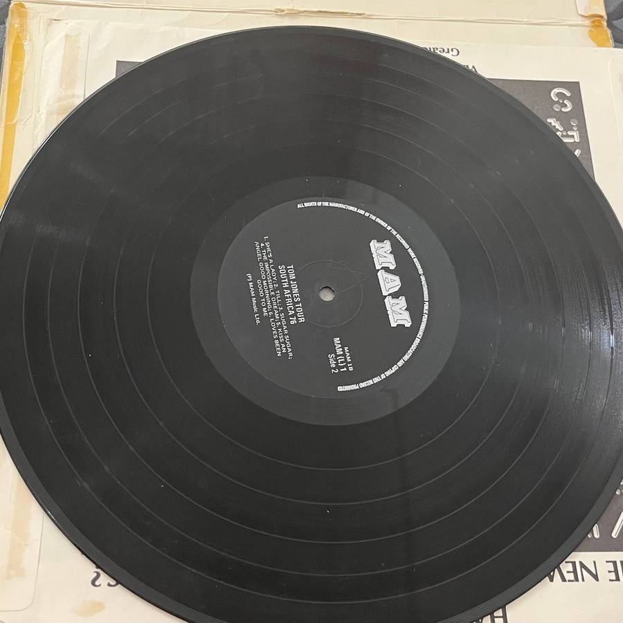Tom Jones  Tour South Africa 76 LP (MAM Records MALW 17)
