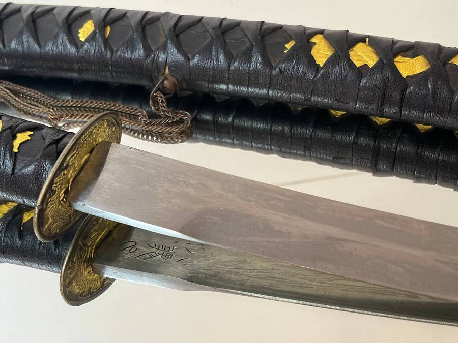 Japanese Samurai Wakizashi Sword with Dragon Guard & Etched Blade (Replica) 