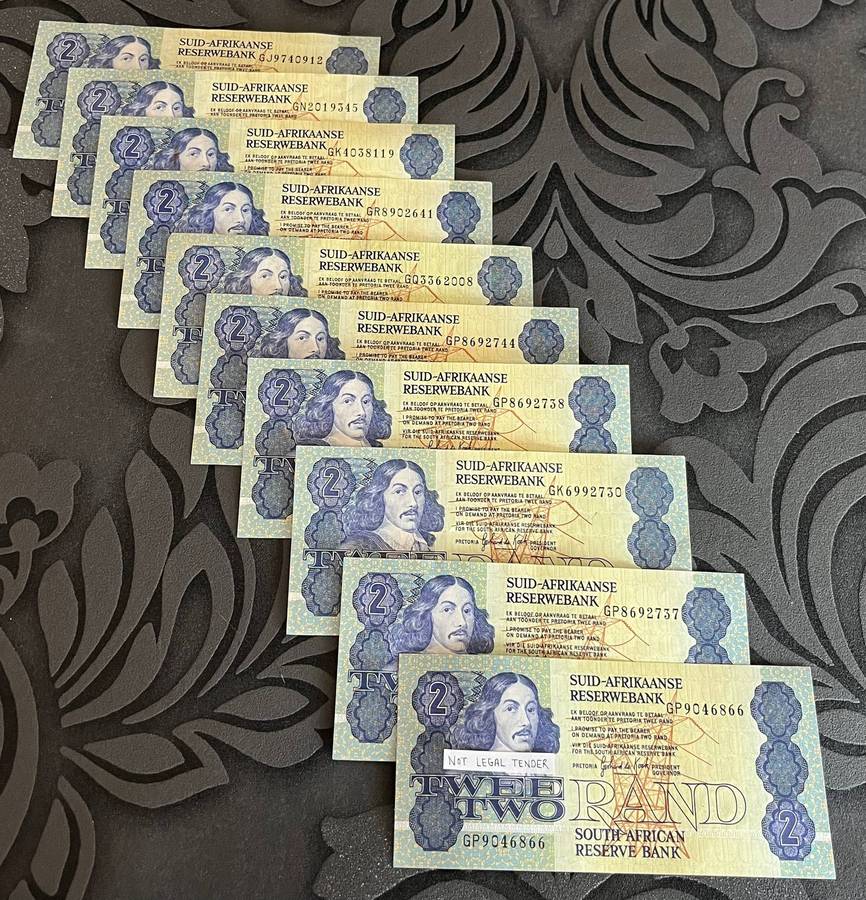 Set of 10  South Africa 2 Rand Banknotes