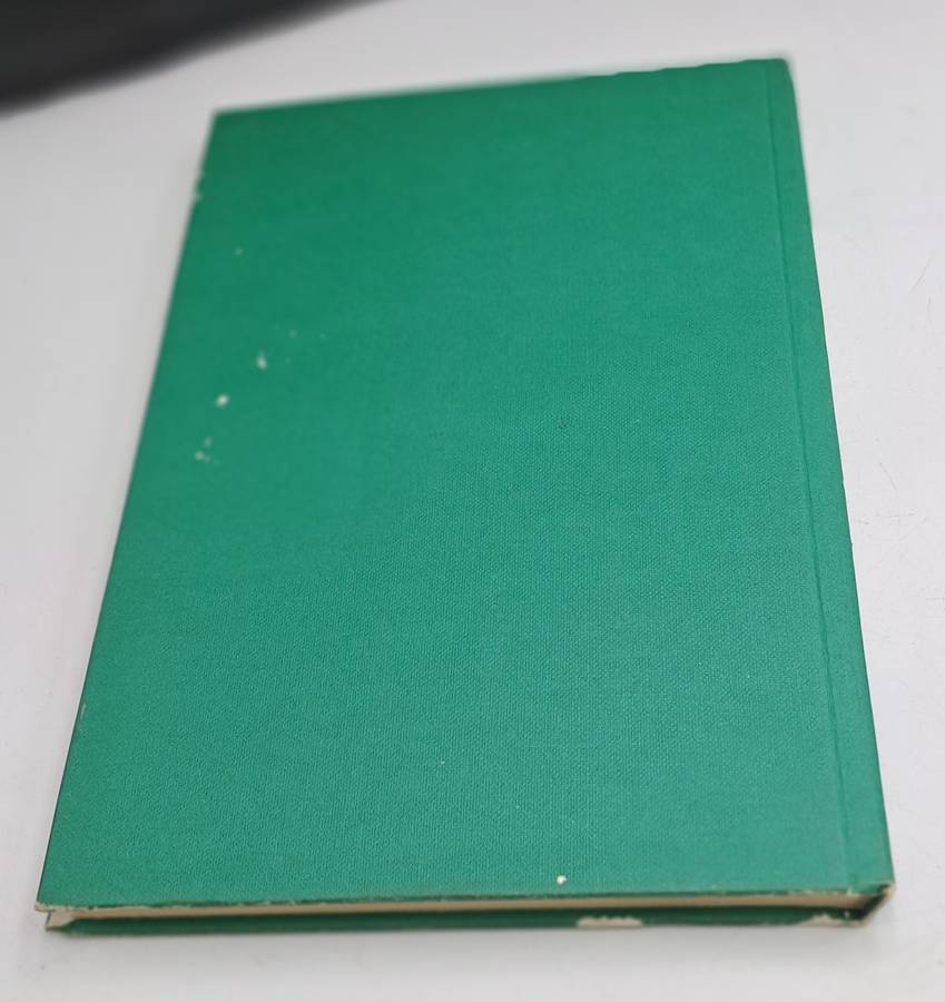 Pre-Owned : Praktiese Byeboerdery in Suid Afrika-GP Beyleveld ISBN 0 628 00965 8 (Bee keeping)